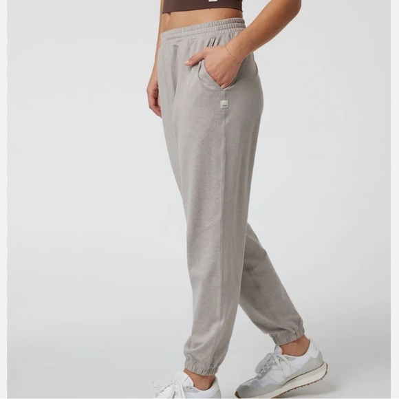 Vuori Pants - Vuori boyfriend dream knit XS